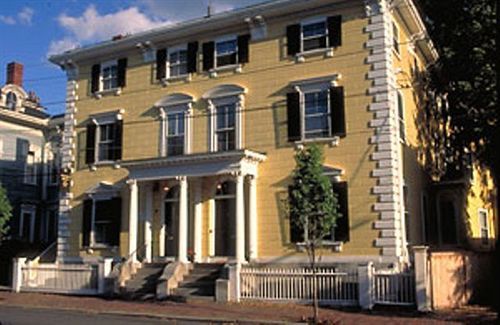 The Inn 3*