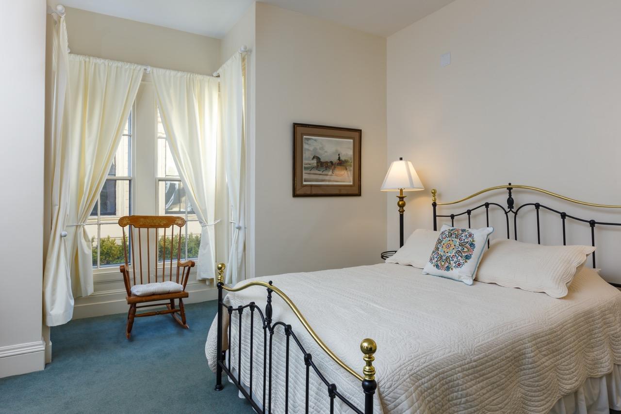 Inn The 3*